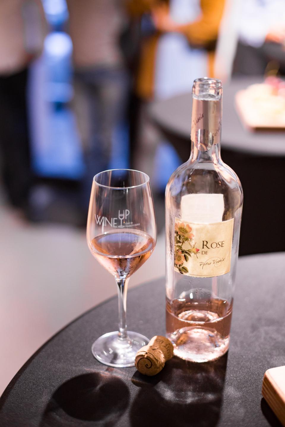 Acoustic Social. Tune & Wine in June.