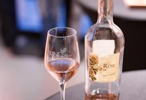 Acoustic Social. Tune & Wine in June.