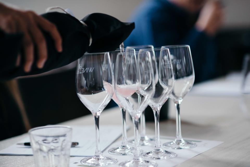 Calibrarea abilităților de degustare. Un Masterclass despre mister, magie și cunoaștere.